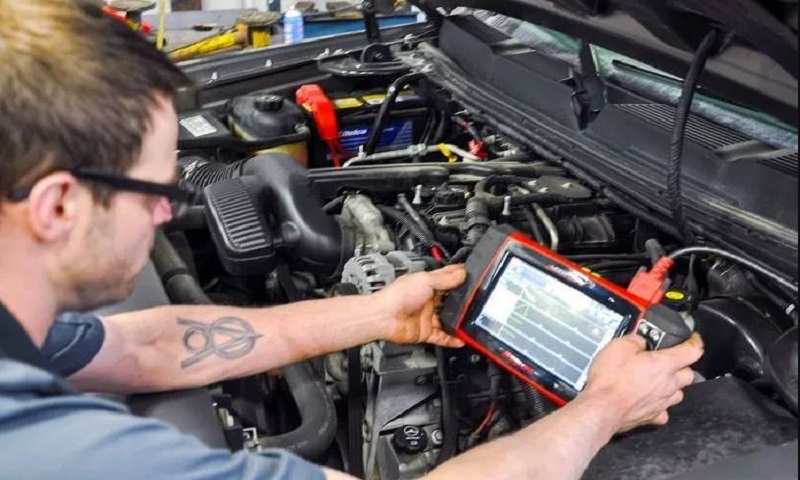 تعمیرکار ecu - تعمیرات تخصصی ایسیو