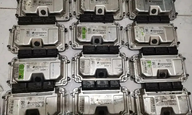 مرکز تخصصی تعمیر ecu - عیب یابی ایسیو